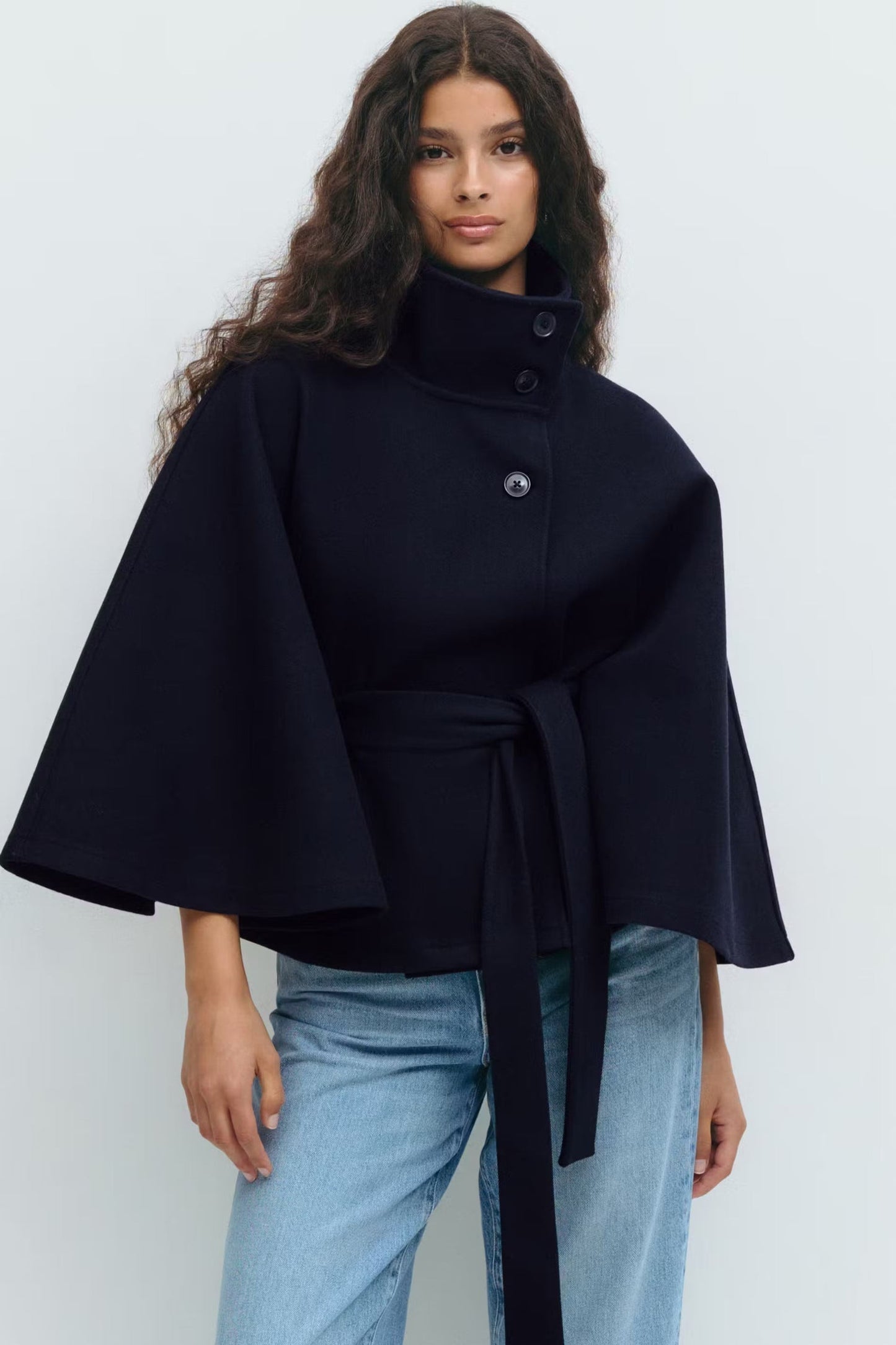 Manteau Cape Élégant à Col Montant pour Femme – Manteau Ceinturé Stylé