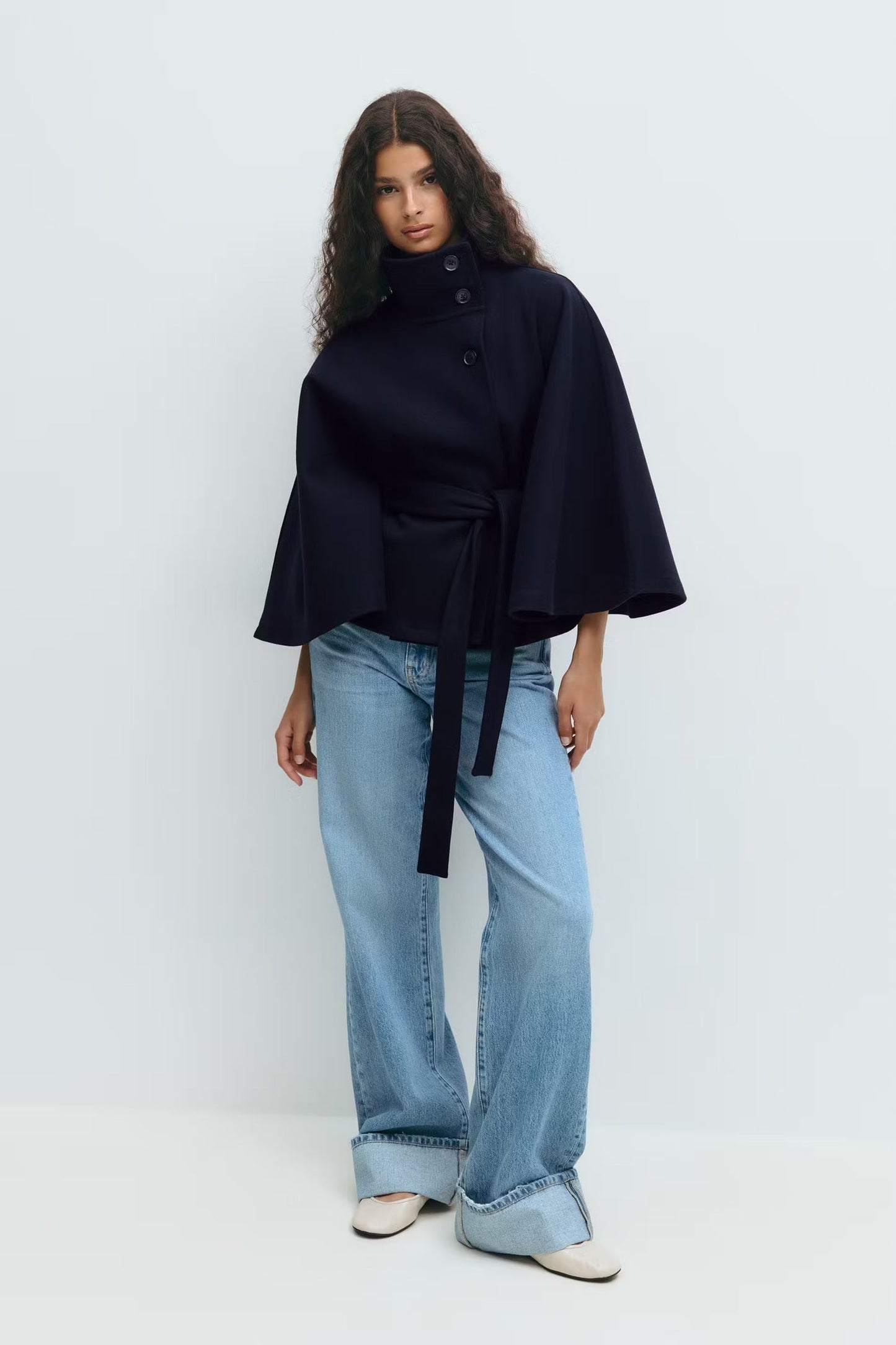 Manteau Cape Élégant à Col Montant pour Femme – Manteau Ceinturé Stylé