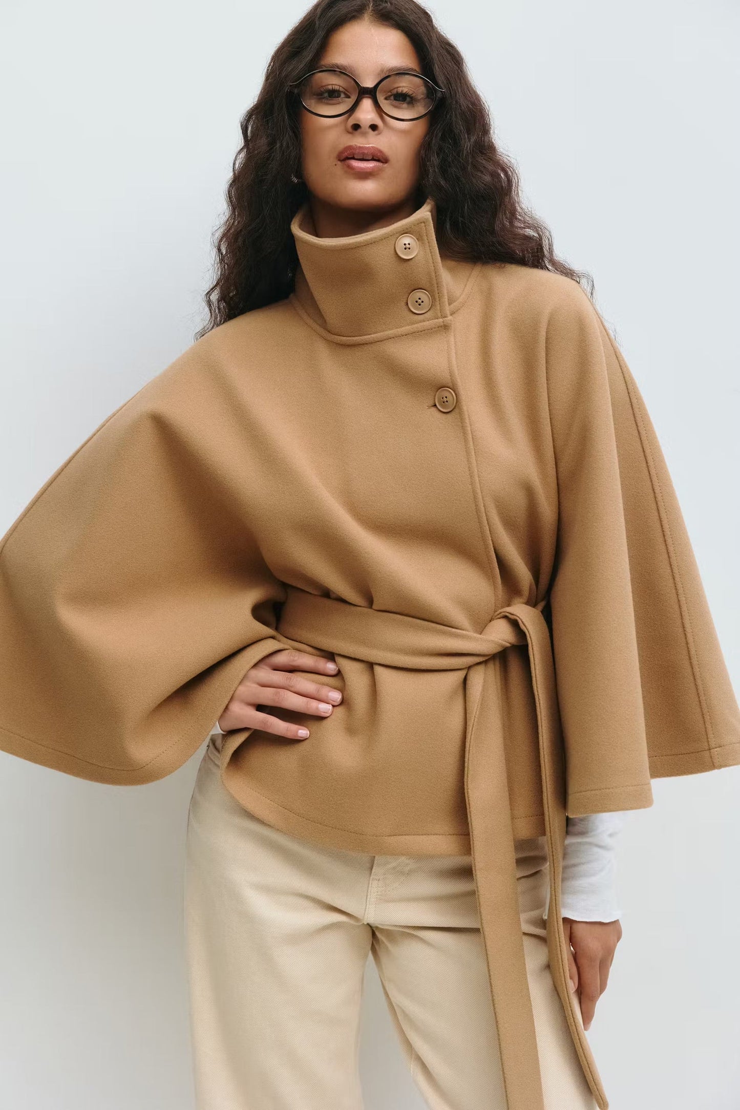 Manteau Cape Élégant à Col Montant pour Femme – Manteau Ceinturé Stylé