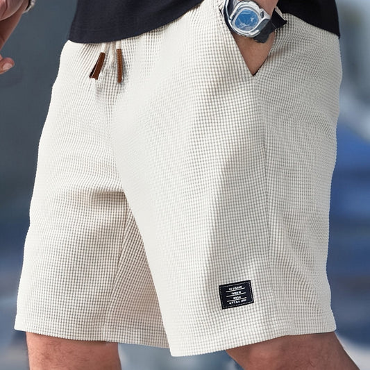 Elegant and loose shorts for men – A casual and comfortable summer style