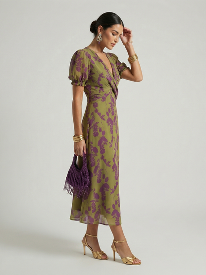 Women's Floral Midi Dress with Flowing Fit - Casual and Elegant