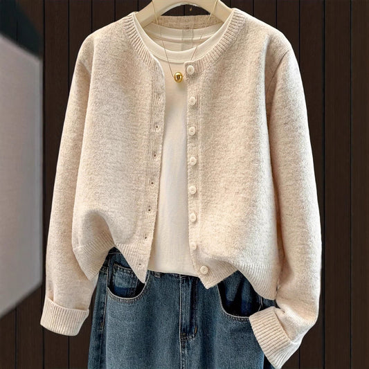 Cardigan court femme col rond - Doux et facile