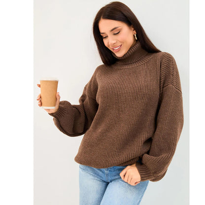 Women's knitted turtleneck top - Trendy and warm