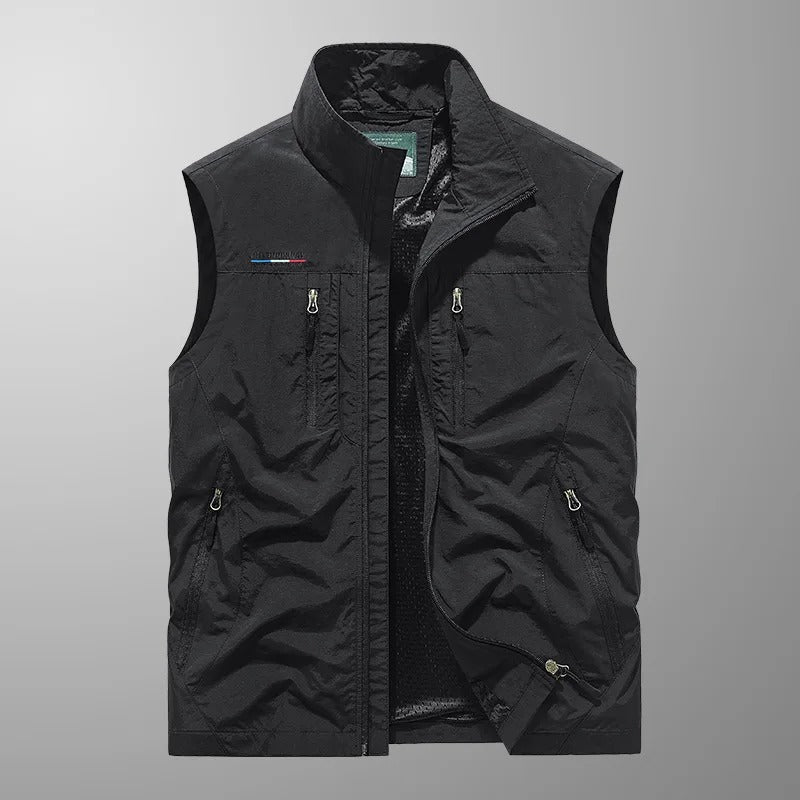 Men's zip-up bodywarmer with stand-up collar - Practical and versatile