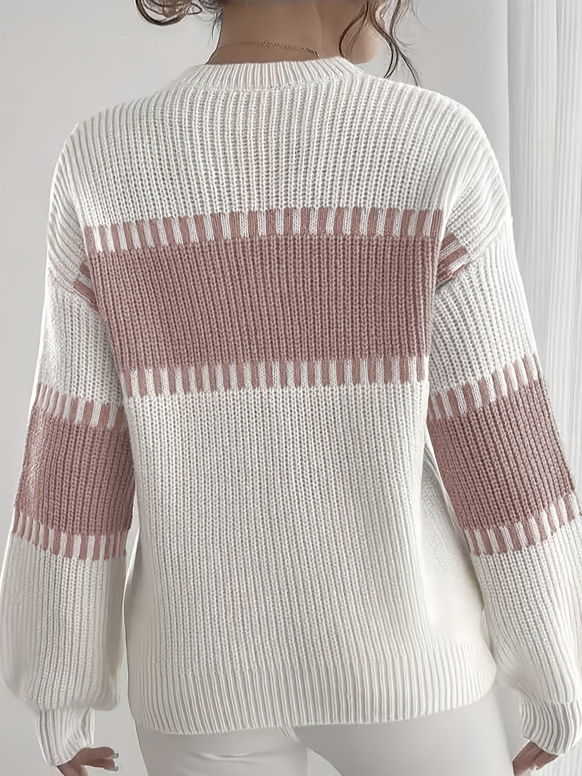 Women's color-block striped sweater – Trendy and soft
