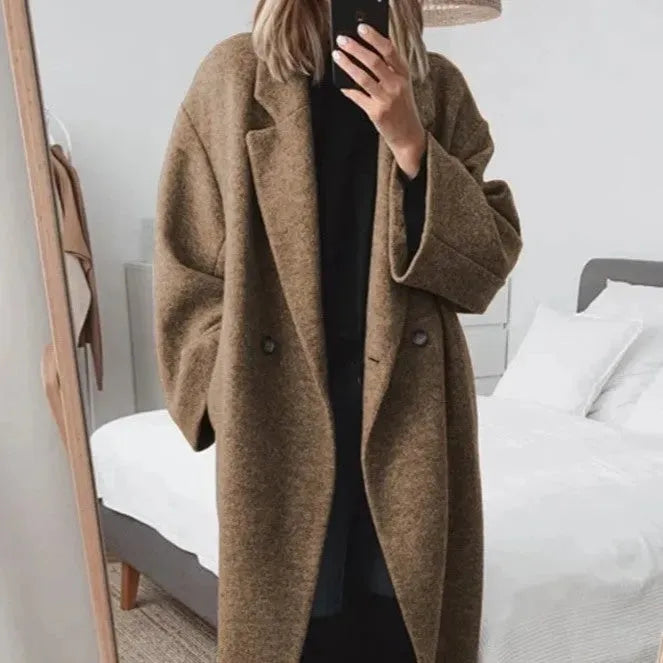 Abrigo largo de corte relajado para mujer - Elegante y versátil