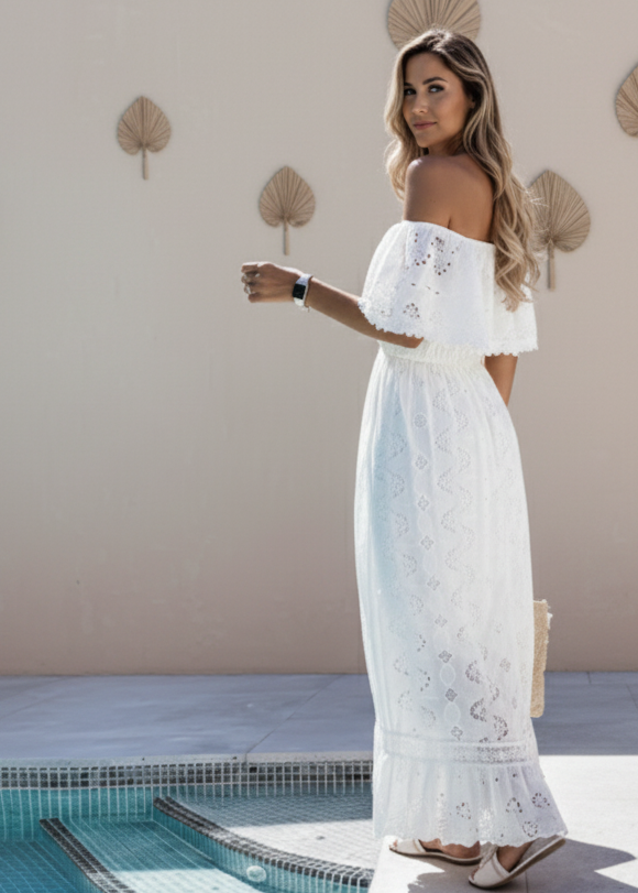 Robe Brodée Blanche Élégante Femme – Maxi Style Épaules Dénudées