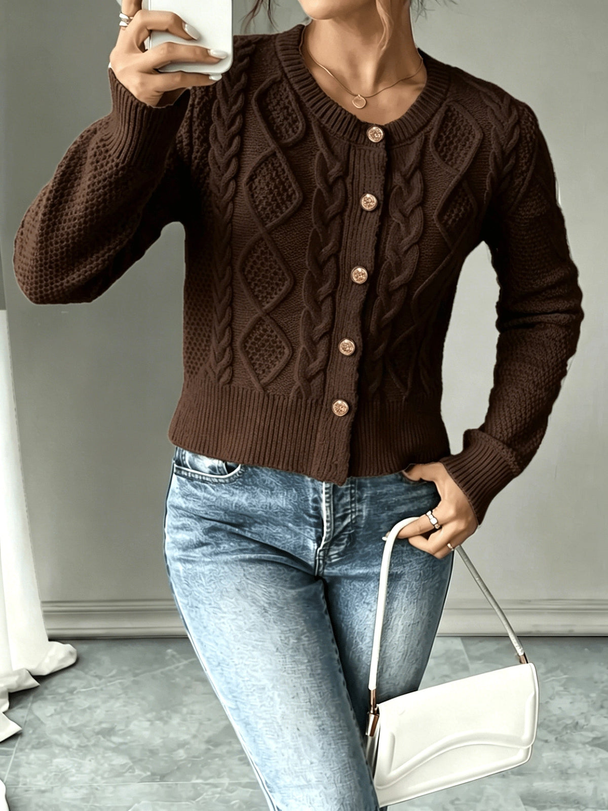 Cárdigan de punto trenzado para mujer con botones - Elegante y suave