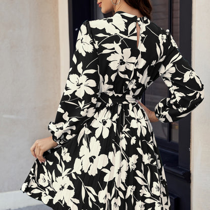 Vestito da donna stampato con maniche lunghe e collo rotondo