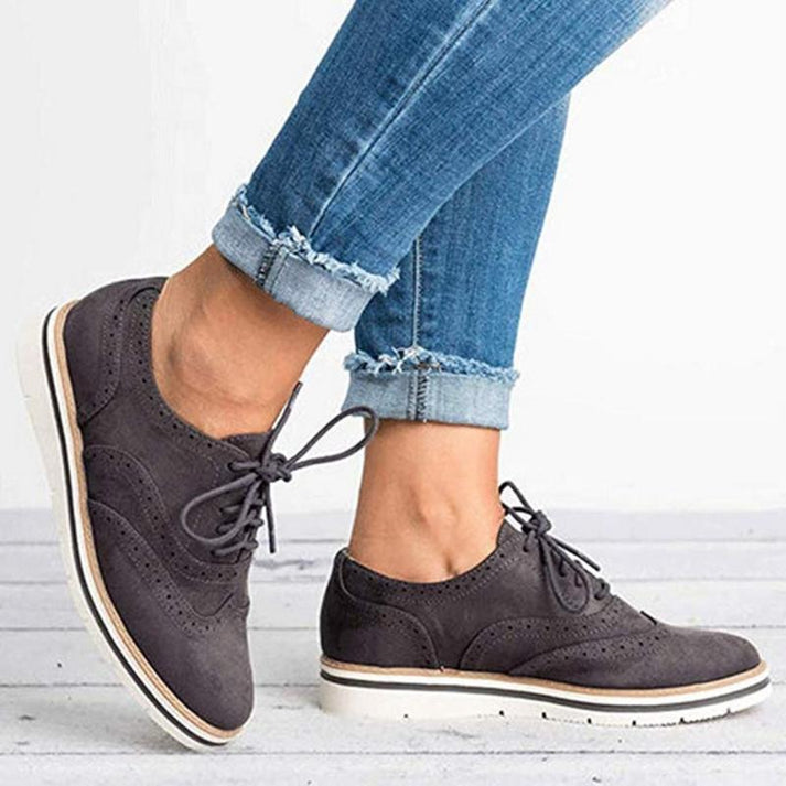Baskets à Lacets Brogue Femme – Élégantes et Confortables