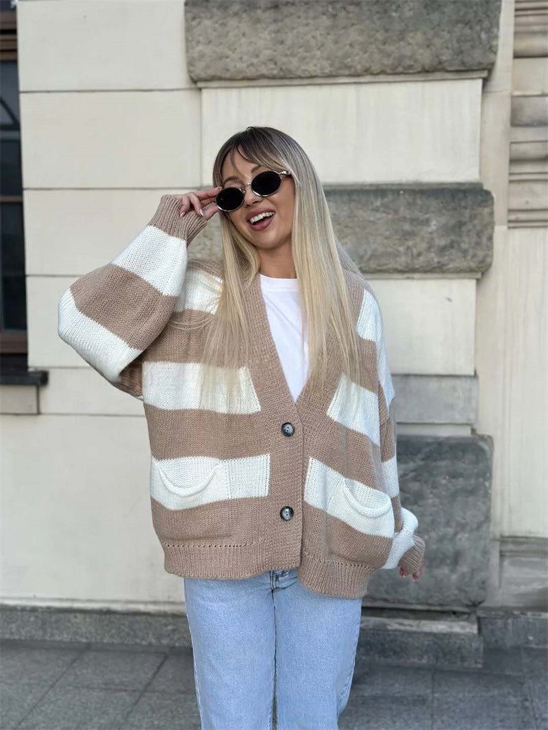 Women's striped cardigan - V-neck and long sleeves