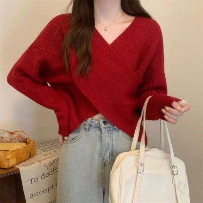 Maglione da donna incrociato con scollo a V e spalle scoperte - Morbido e moderno