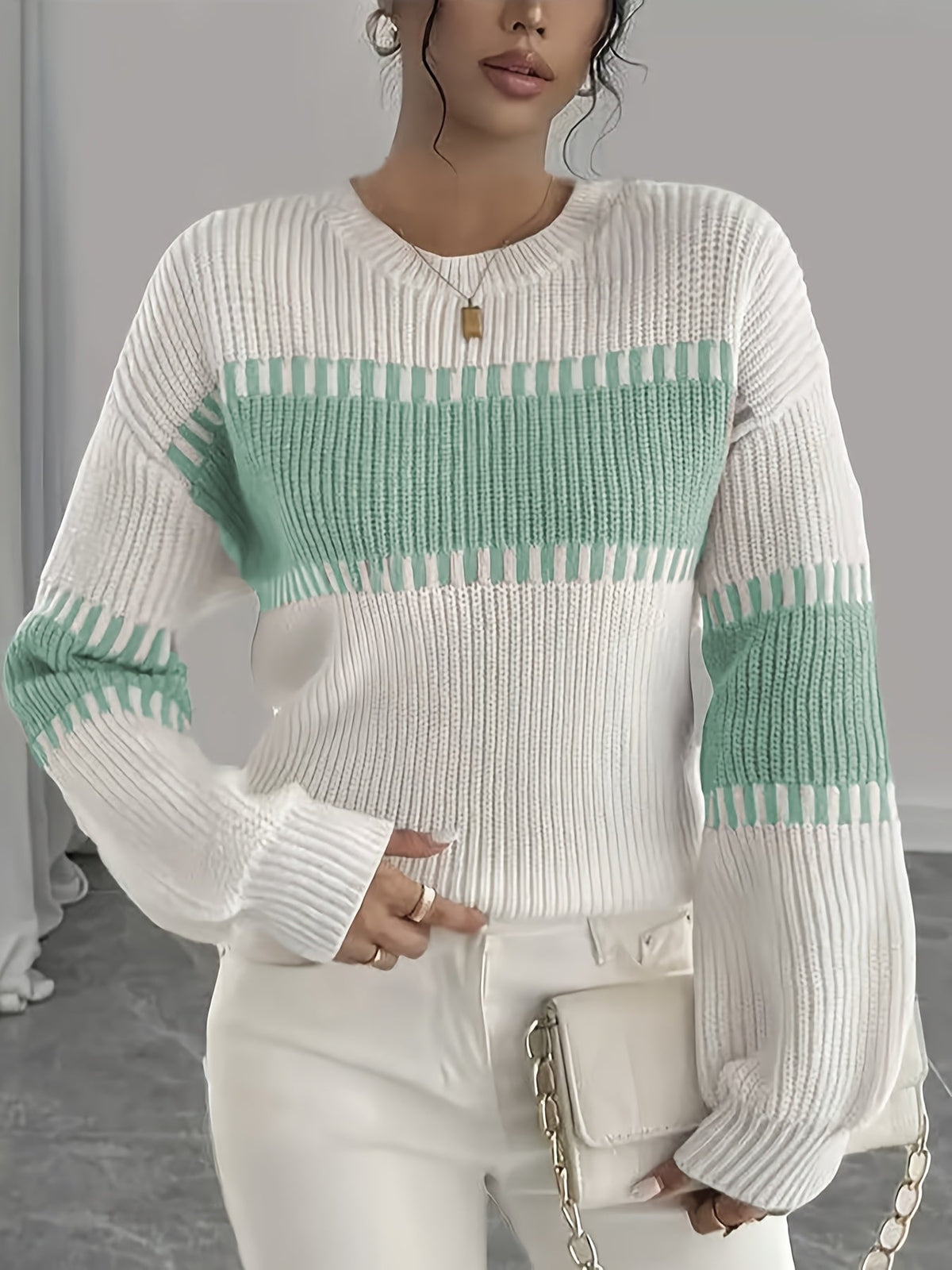 Women's color-block striped sweater – Trendy and soft