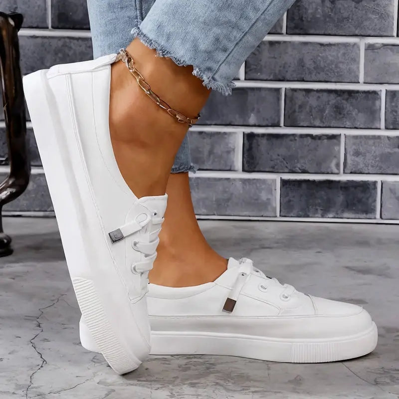 Zapatillas ortopédicas para mujer: estilo cómodo con soporte para caminar