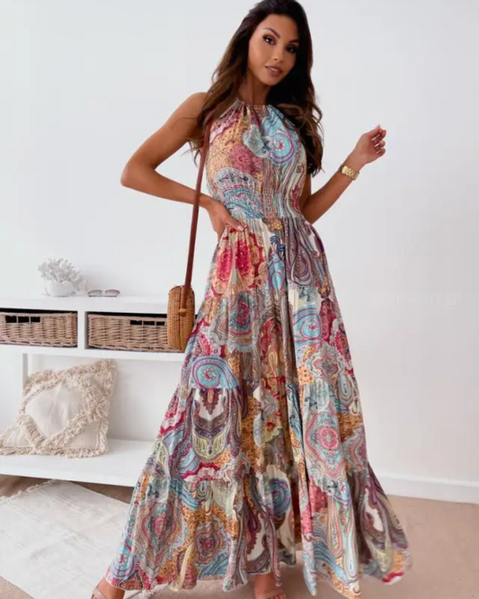 Elegant Bohemian Long Dress for Women – Flowing Style Sleeveless with Open Back