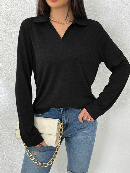 Plain women's top with a notched collar - Simple and comfortable