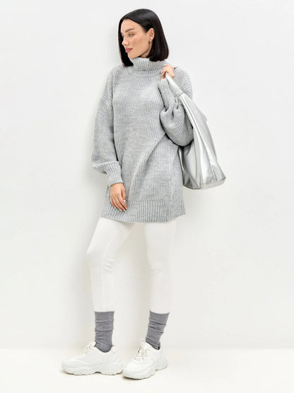 Women's knitted turtleneck top - Trendy and warm