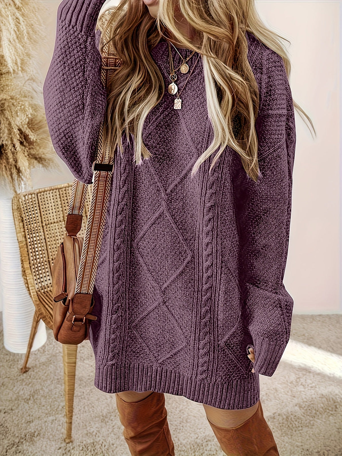 Women's textured cable-knit sweater dress - Warm and elegant