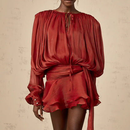 Robe Mini Rouge Élégante à Volants – Plissée avec Manches Fluides