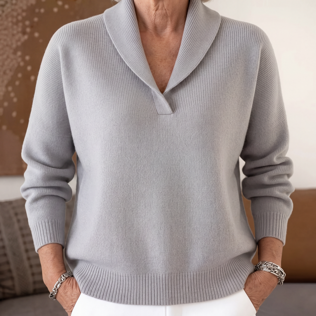 Flatterende og behagelig Clarissa-pullover med V-hals til kvinder