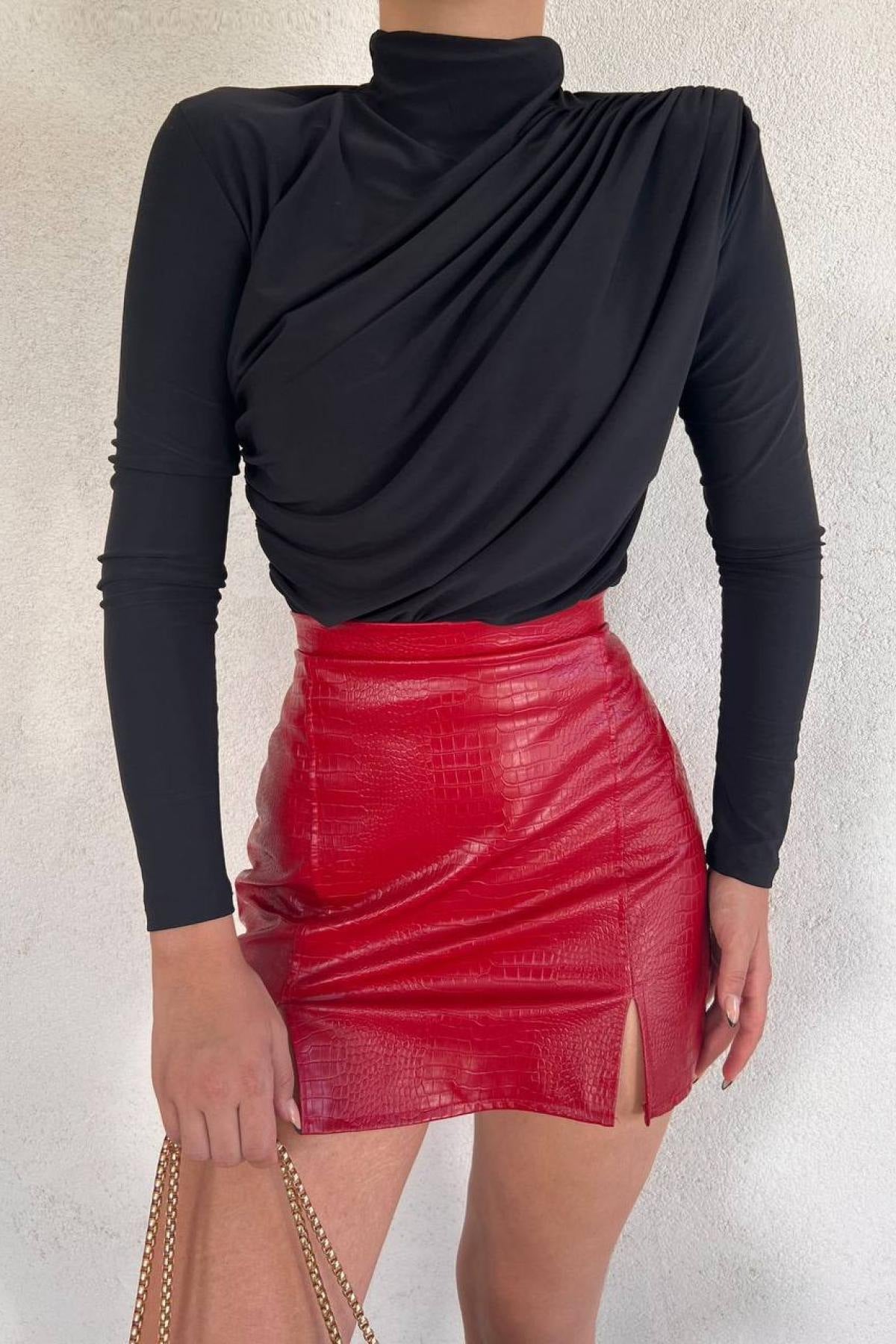 Women's long-sleeved base layer top - Simple and soft