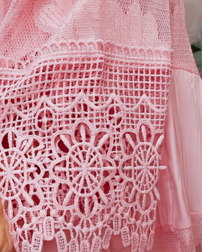 Robe en Dentelle Rose – Mini Robe Bohème Fallon