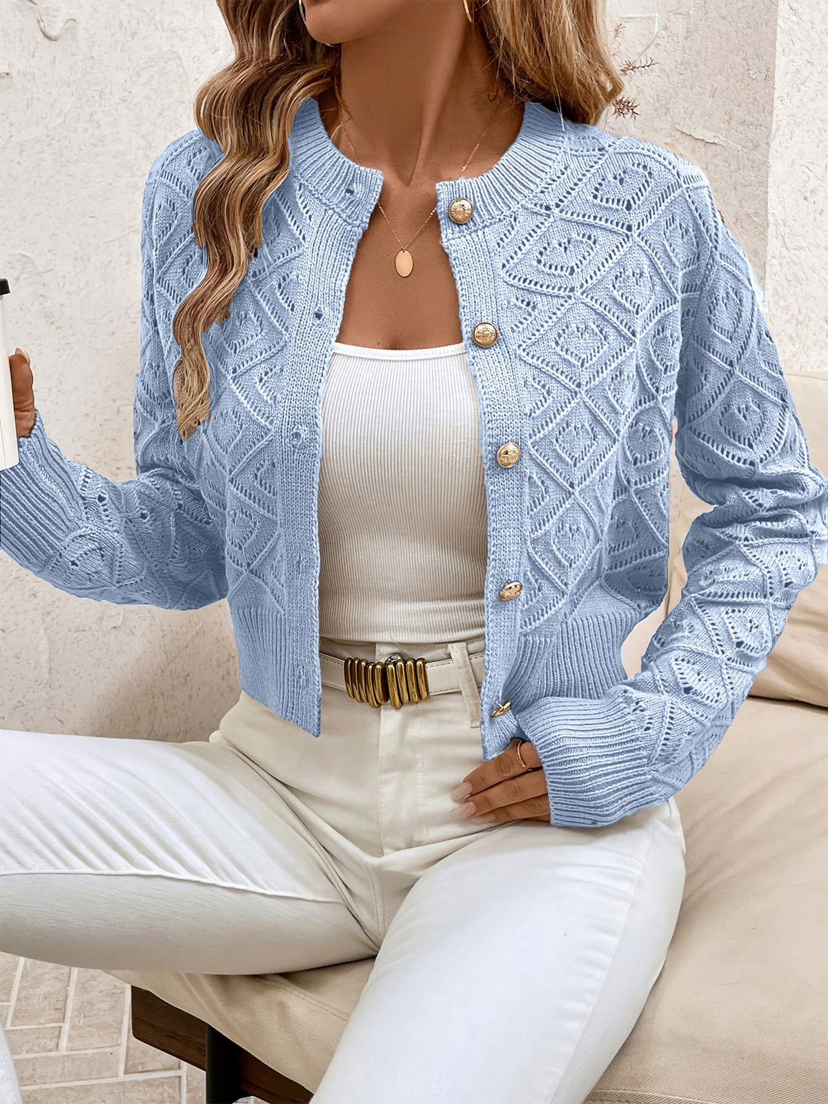 Cardigan femme boutonne ajoure - Elegant et leger