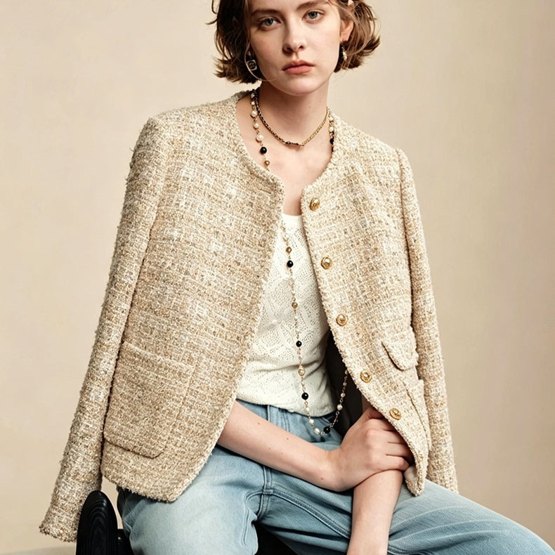 Chaqueta corta de mujer con botones dorados - Elegante y estructurada