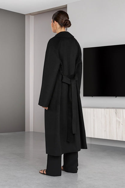 Cappotto invernale da donna con ampio colletto – Chic e caldo