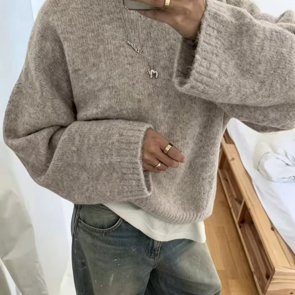 Loose-fit women's solid-color knitted sweater – Soft and easy to wear