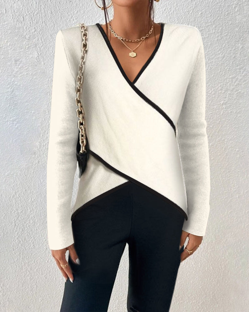 Pull croisé avec bordure contrastante pour femme