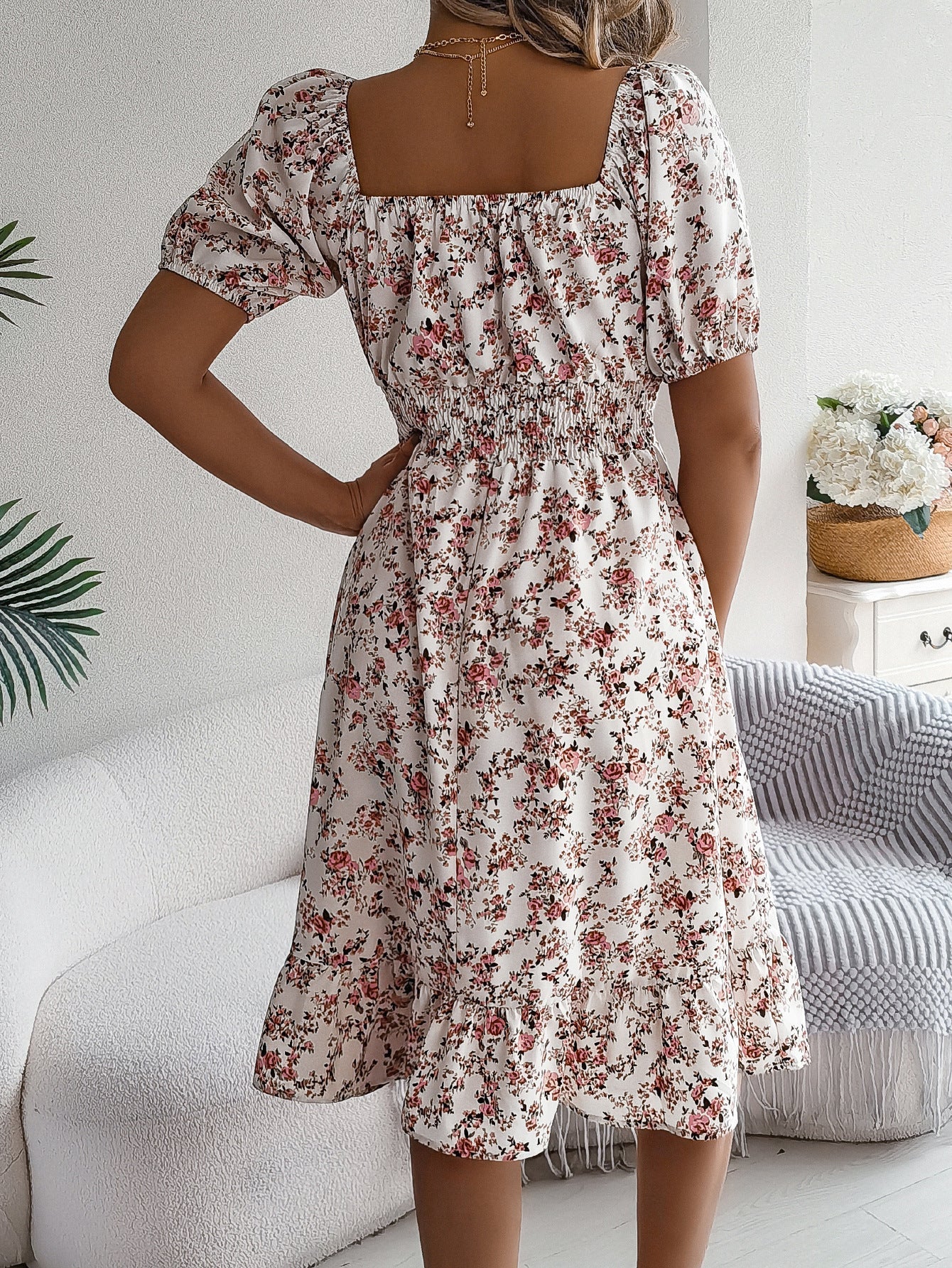 Femme Robe d’Été Mi-Longue à Fleurie Élégante Décontractée – Stylée, Flatteuse