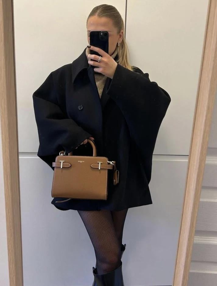 Manteau Oversize à Boutons Femme – Veste Courte Élégante