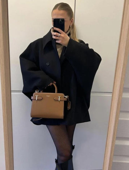 Manteau Oversize à Boutons Femme – Veste Courte Élégante