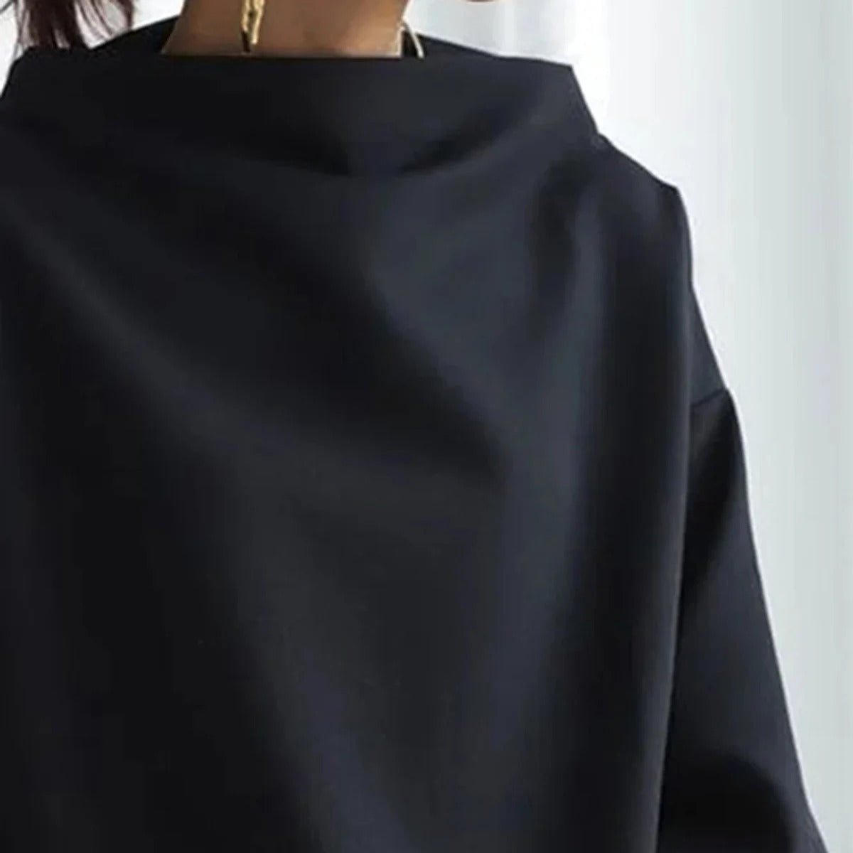 Pull Col Montant Élégant Femme – Coupe Décontractée Noir à Manches Longues