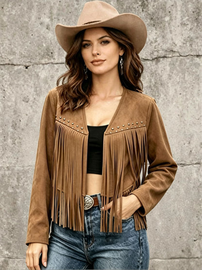 Cardigan lungo da donna con dettagli borchiati: trendy e confortevole