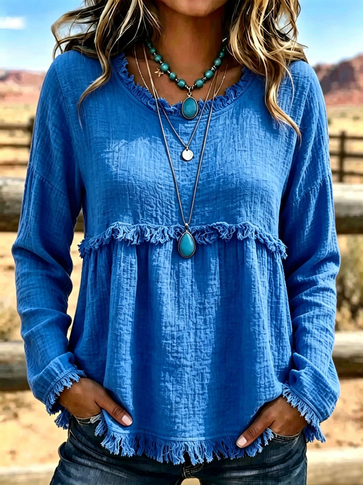 Vintage women's round-neck top with pom-poms – Chic casual style with long sleeves