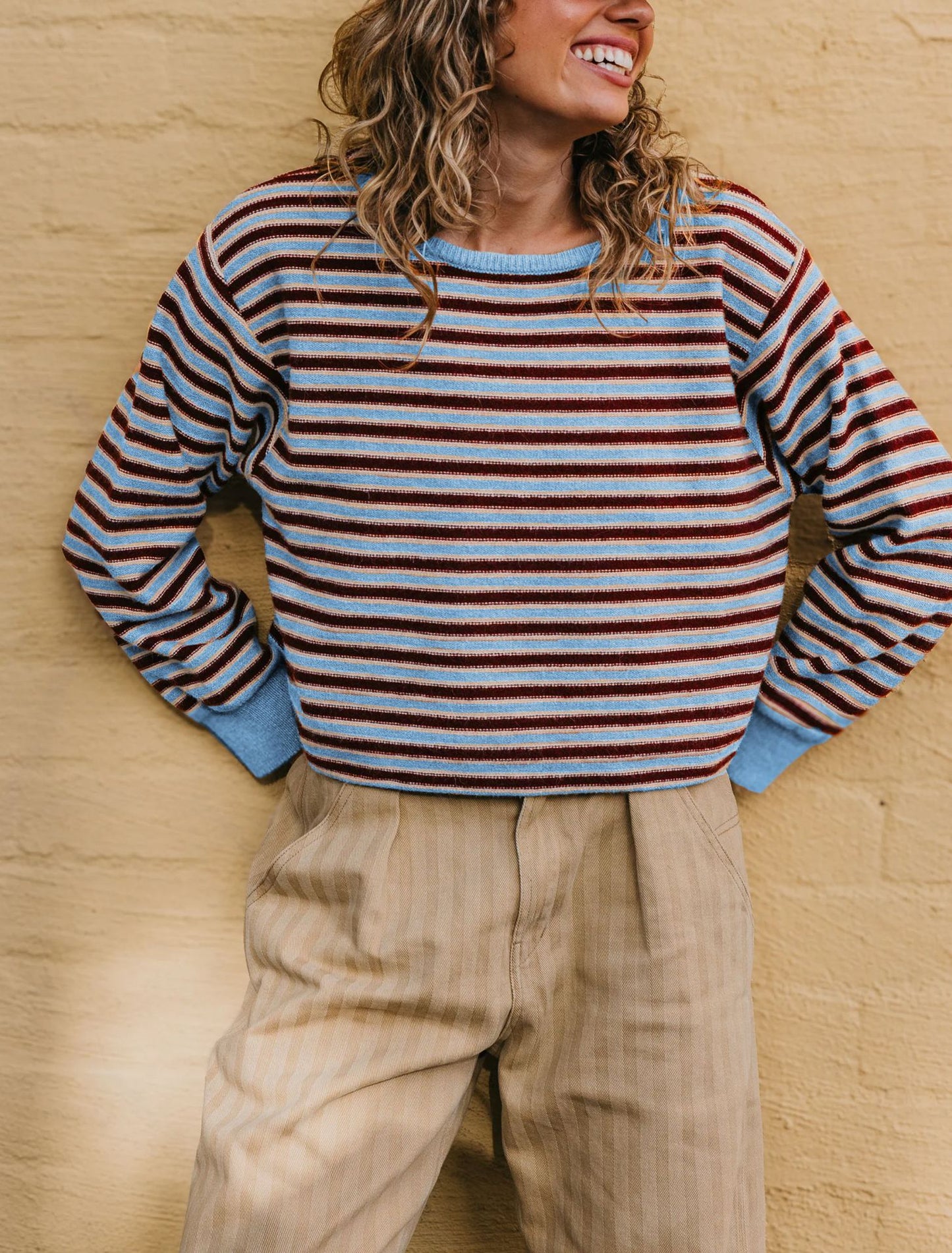 Pullover da donna in maglia a righe color block - Morbido e moderno