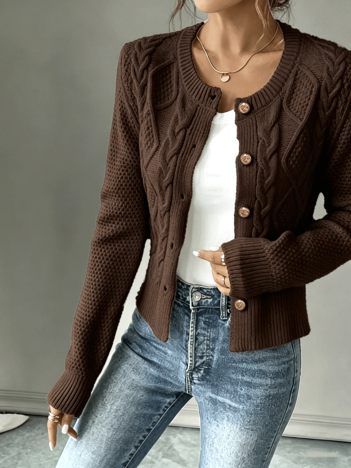 Cárdigan de punto trenzado para mujer con botones - Elegante y suave
