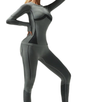 Two-Piece Winter Ski Outfit for Women – Jacket and Pants in Stretch Fabric