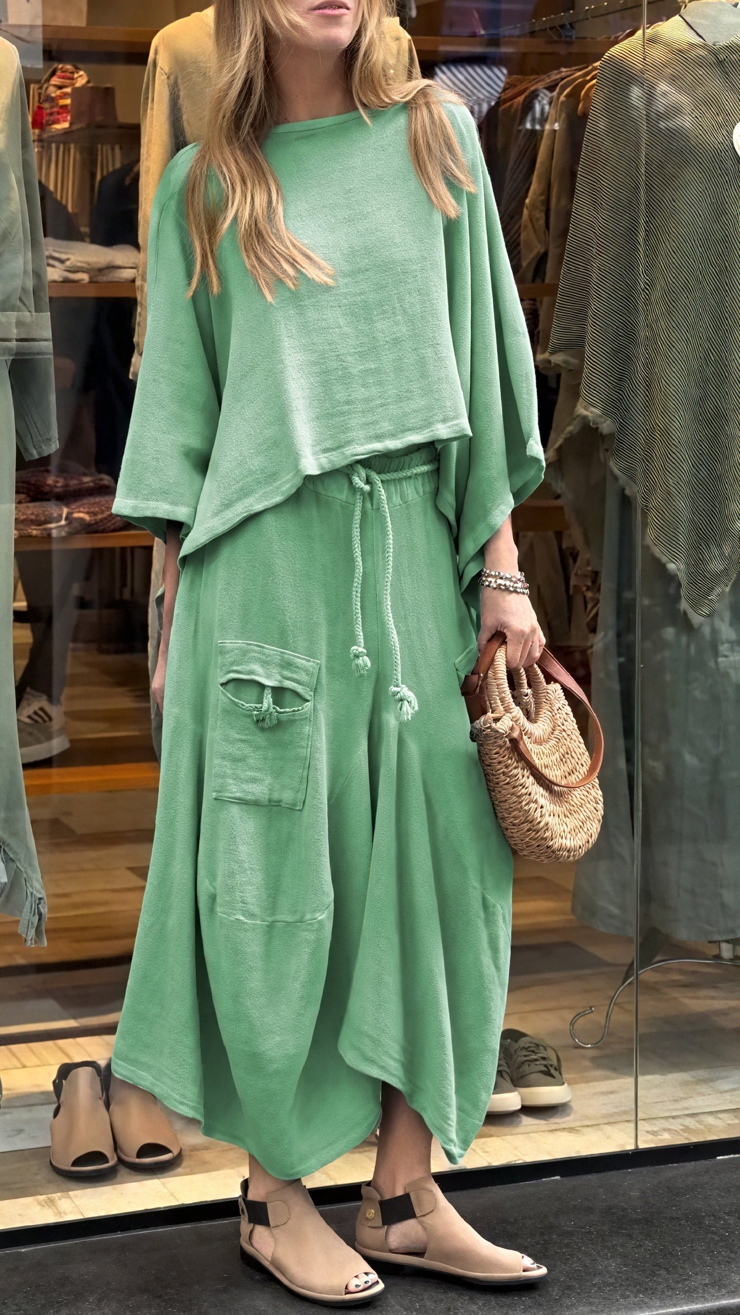 Ensemble 2 pièces femme ample – Haut large et pantalon fluide avec poches