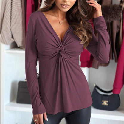 Solid-colored long-sleeved V-neck pleated top for women – Fluid and elegant
