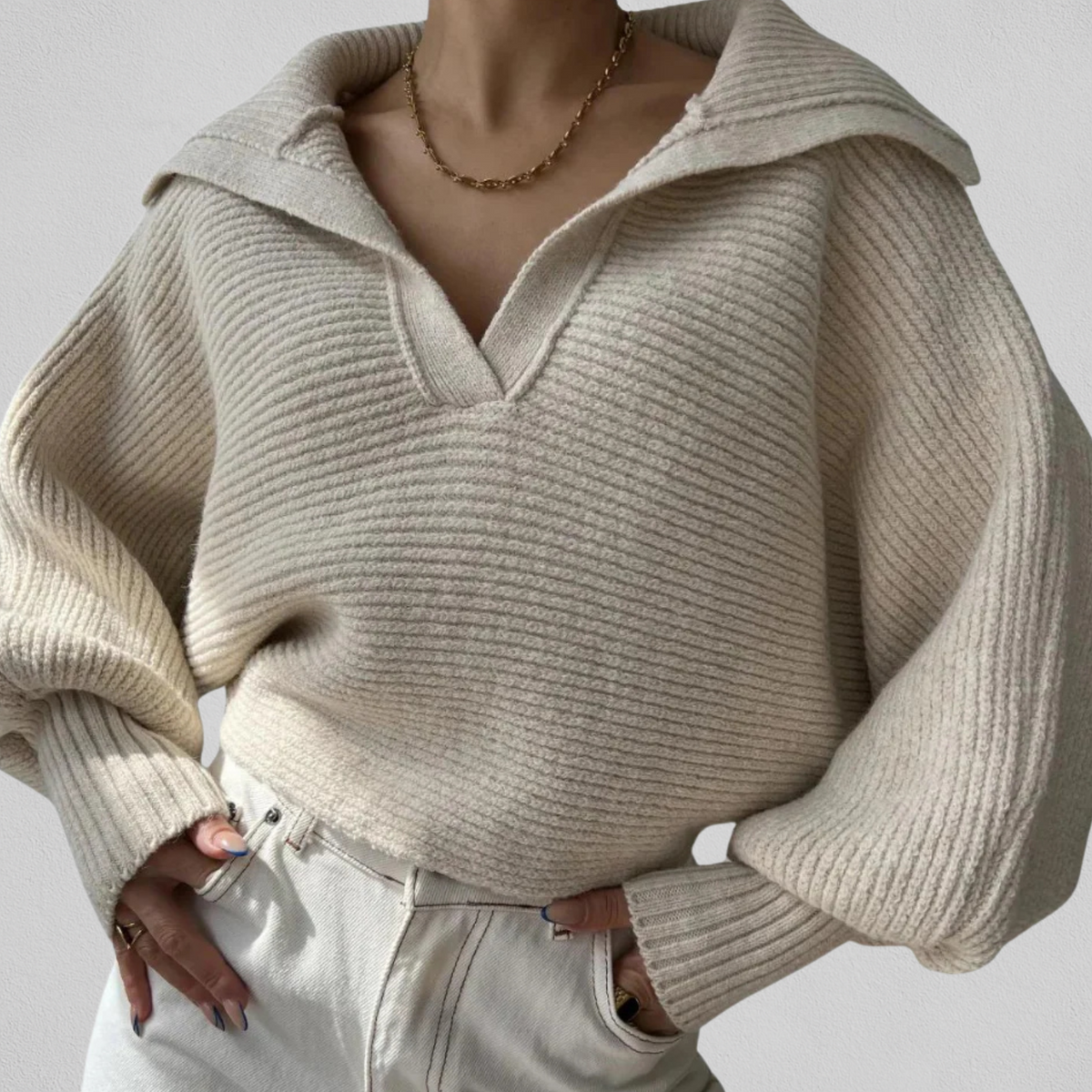 Sweater til kvinder med V-hals og rummelig pasform - Blød og nem