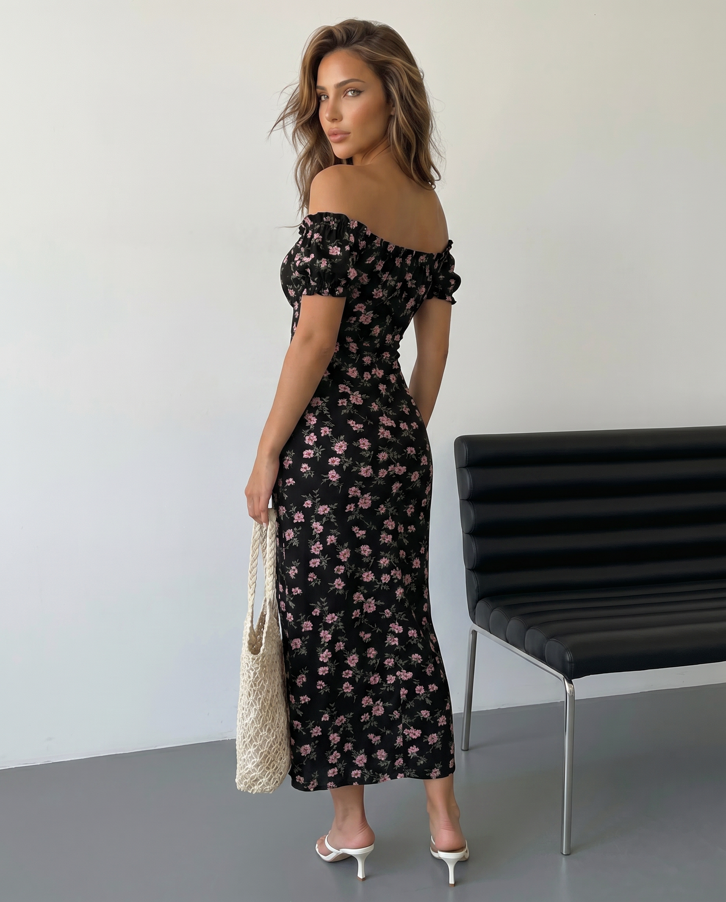 Robe maxi fleurie femme epaules denudees - Romantique et elegante