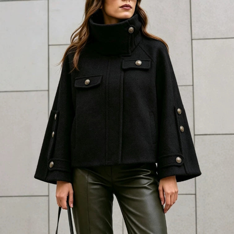 Manteau court femme ample a col montant - Elegant et chaud