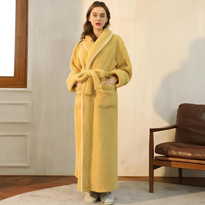 Peignoir de Confort Sherpa Unisexe – Robe de Chambre Douce en Molleton Chaud avec Ceinture et Poches, Vêtement d’Hiver Douillet pour Hommes et Femmes