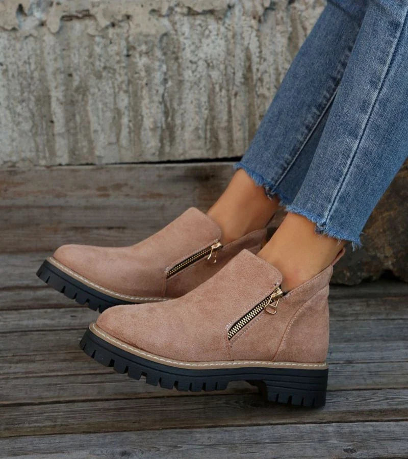 Bottines Confort Femme – Bout Rond avec Plateforme et Fermeture Zippée