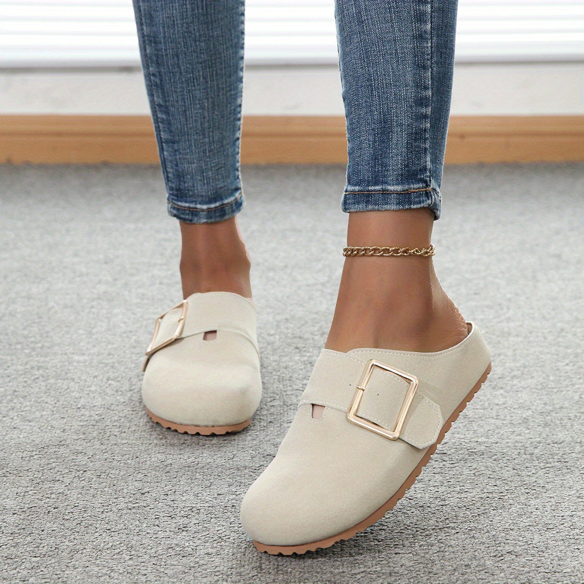 Mules à enfiler pour femmes - Tige en tissu confortable avec sangle à boucle métallique, semelle intérieure en PU doux et semelle en PVC durable - Chaussures décontractées toutes saisons, faciles à nettoyer, chaussure élégante | Confort garanti