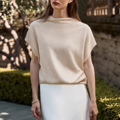 Elegant knitted women's sweater - Soft and casual