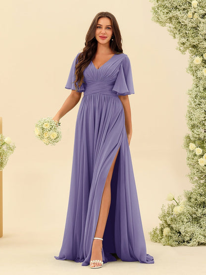 Robe Longue en Chiffon Élégante – Silhouette Fluide A-Line avec Fente Latérale et Volants